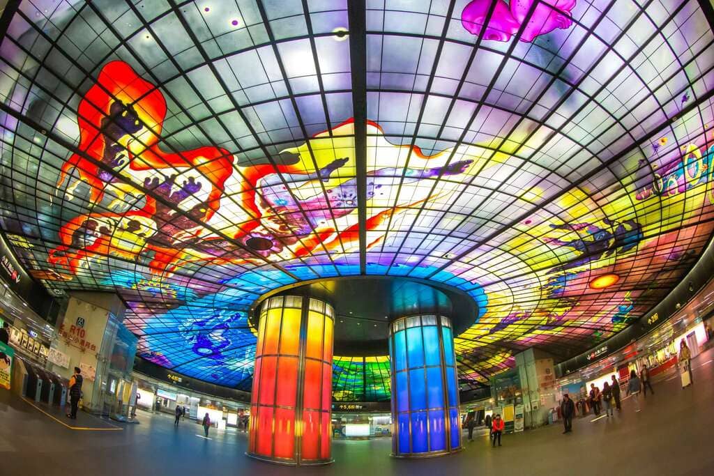 高雄美麗島捷運站